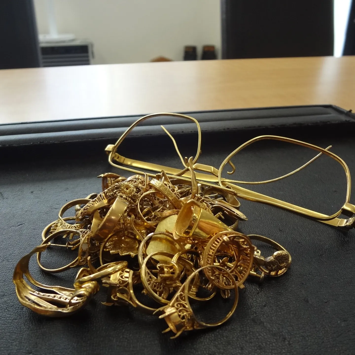 青森観光通店の買取です。