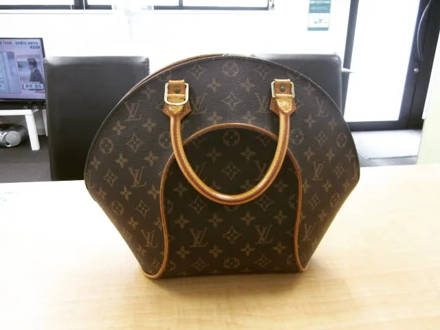 青森観光通店の買取です。