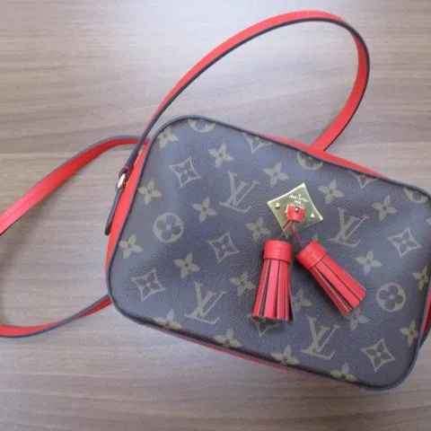 弘前高田店の買取です。