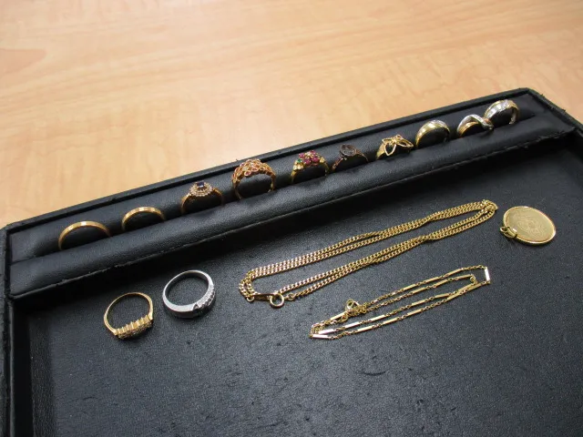 青森観光通店の買取です。