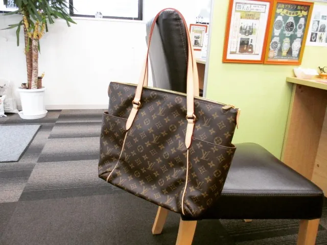 青森観光通店の買取です。