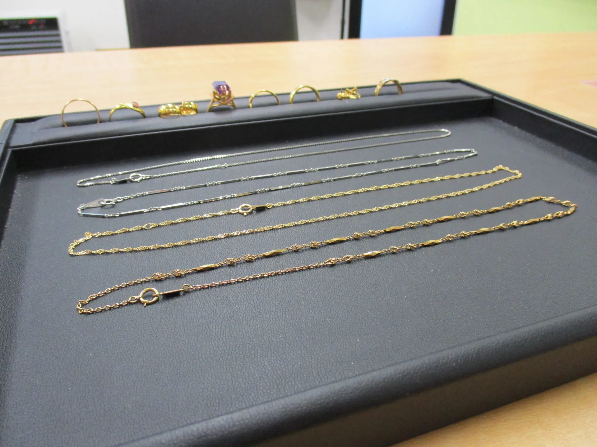 青森観光通店の買取です。