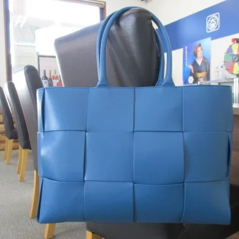 弘前高田店の買取です。