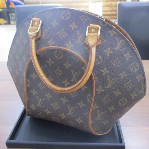 弘前高田店の買取です。