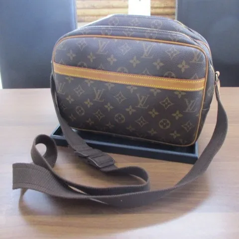 弘前高田店の買取です。