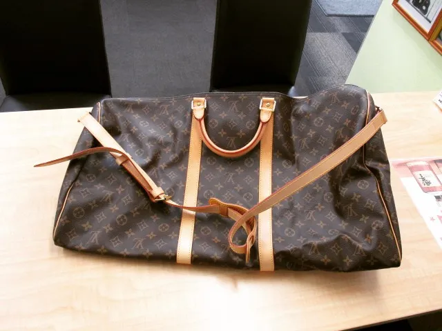 青森観光通店の買取です。