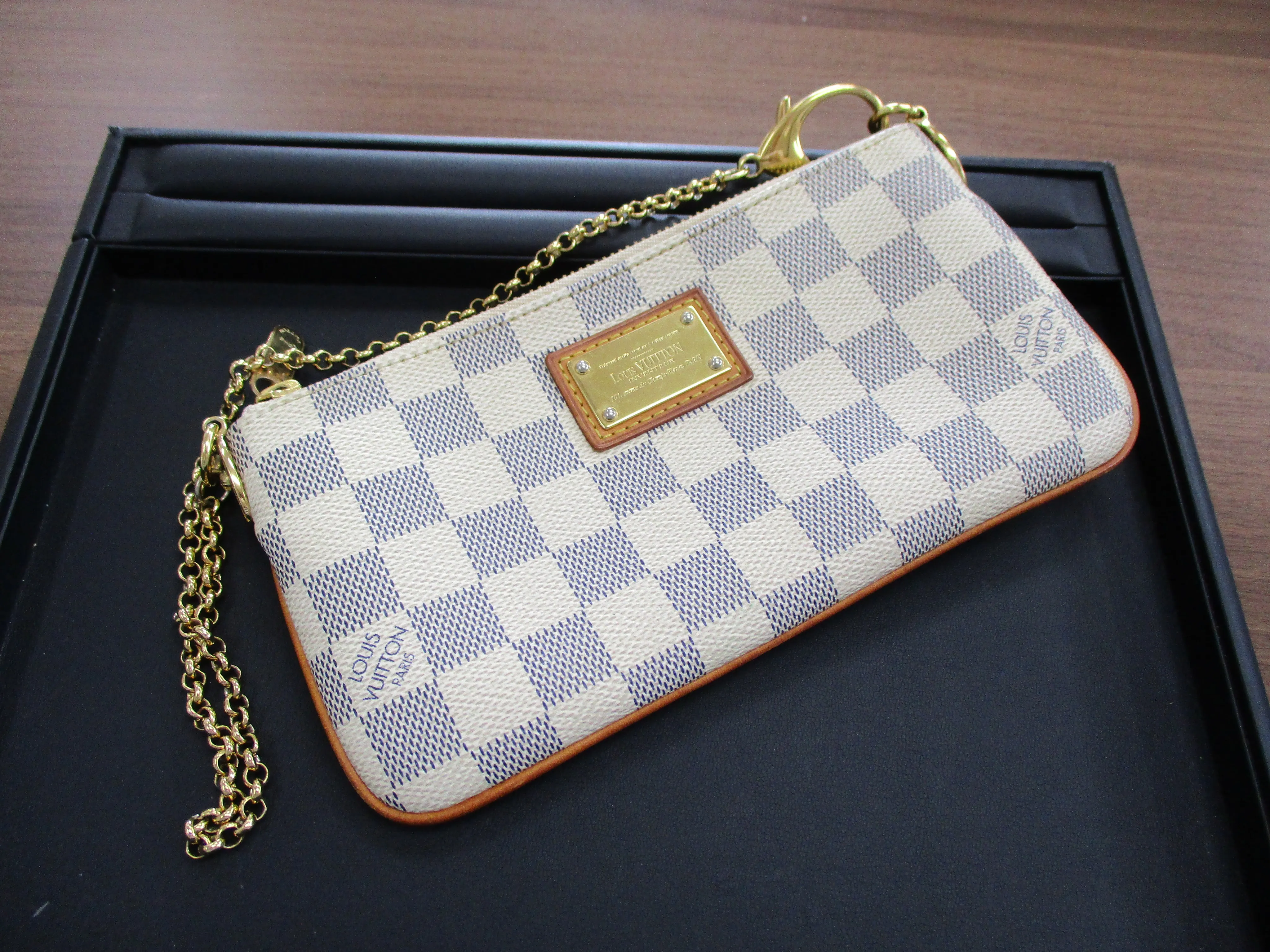弘前高田店の買取です。